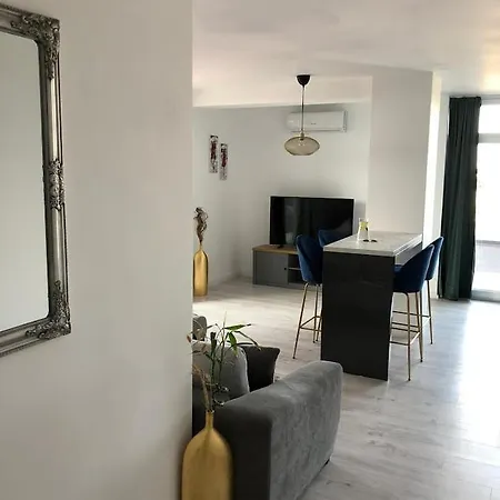 Apartment Luxury Lavender Gorgeous Terrace Free Undg Parking