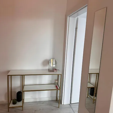 شقة Luxury Lavender Gorgeous Terrace Free Undg Parking تيميشورا