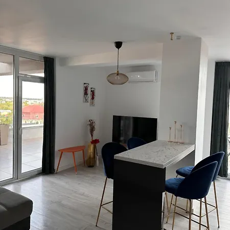 Luxury Lavender Gorgeous Terrace Free Undg Parking * Timişoara